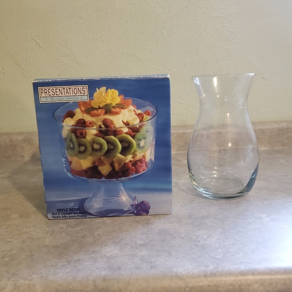 Trifle Bowl & Vas - Picture 3 of 3